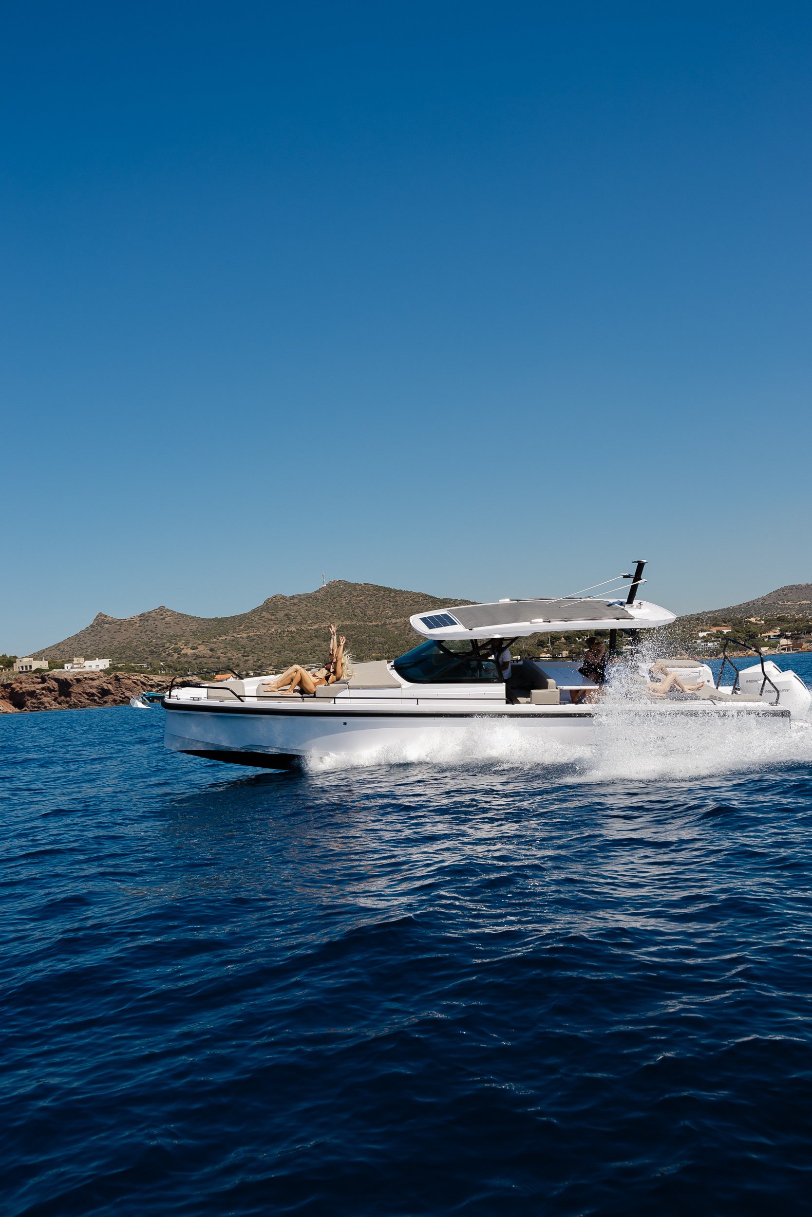 Private Cruise from Athens to Milos